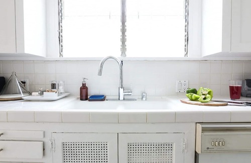Melrose House | Green Window, a Sanctuary in West Hollywood
