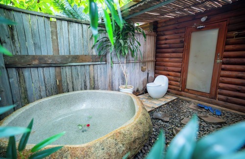 Hoa Long Hotel | GreenField Farmstay Vung Tau