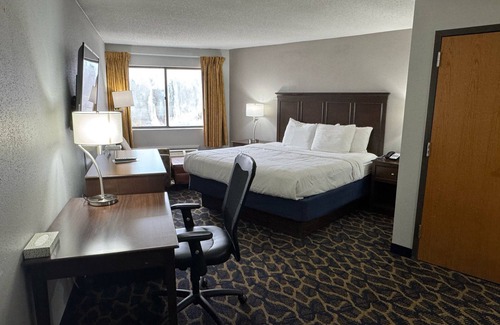 St. James Hotel | Greenlight Inn & Suites