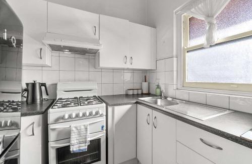 North Adelaide Apartment | Greenways Apt 1BR Retreat in Central North ADL