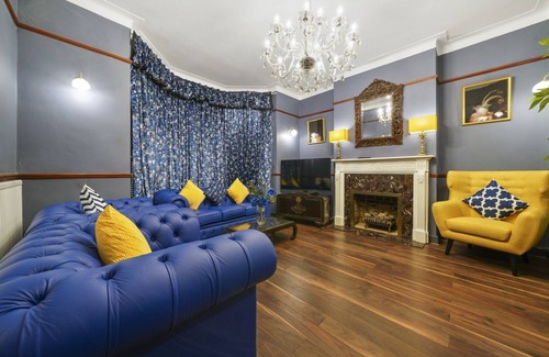 Sidcup House | Greenwich Manor Gorgeous Hideout in Central Location