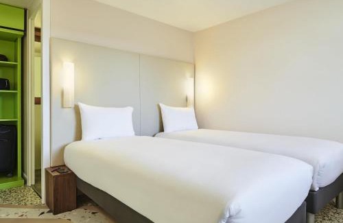 Voisins-le-Bretonneux Hotel | Greet Hotel Versailles - Voisins Le Bretonneux