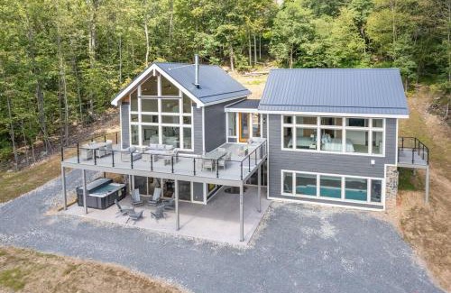 McHenry House | Grey Haven