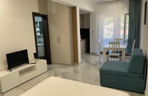 Kovaci Apartment | Greystone House Apartments