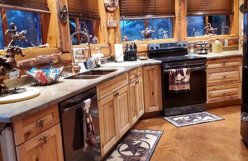 Cave Creek Cabin | Greystone Ranch – ranch style 12-acre boutique resort in the heart of Cave Creek