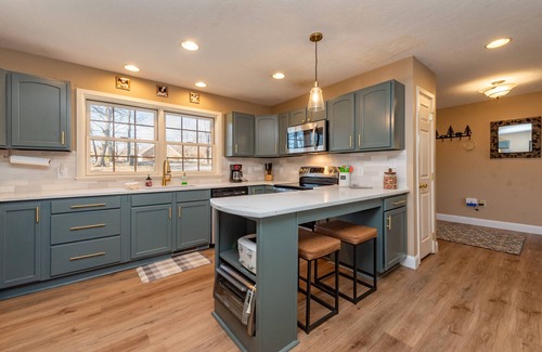 Swanton House | Grill, Chill & Play All Day at this Dog Friendly Home