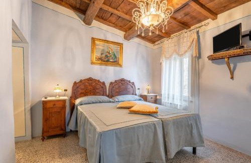 Molazzana House | Grillo Rosso 8