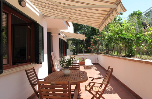 Parghelia Apartment | Gritti Apartment · apartment with its own entrance Casa Margherita