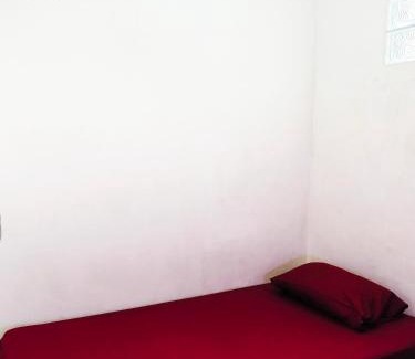 Klojen Bed & Breakfast | Griya Backpacker Pak yon