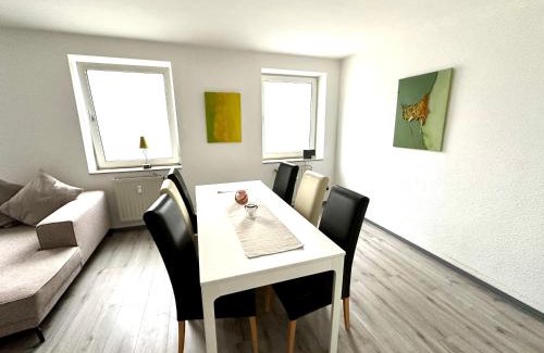 Alsdorf Apartment | Große Ferienwohnung mit Parkplatz 15 min von Aachen