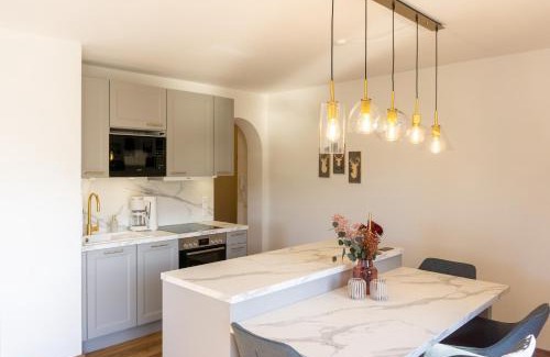 Sonthofen Apartment | Große helle moderne Wohnung mit Balkon und Aussicht HBS