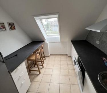 Moenchengladbach Apartment | Große Unterkunft für bis zu 5 Personen MG32