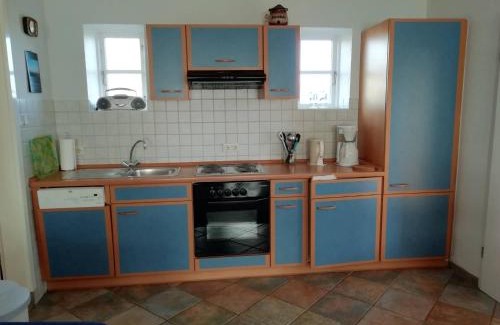 Fedderswarf Apartment | Große Warf mit Rasenfläche