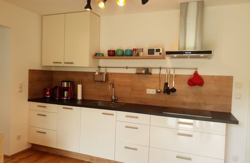 Neumarkt in der Oberpfalz Apartment | Großzügige Ferienwohnung mit Terrasse und Garten