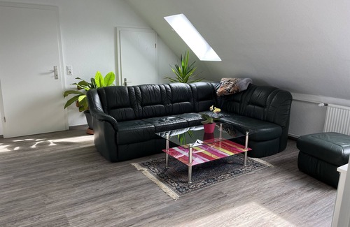 Magdeburg Apartment | Großzügige Ferienwohnung im Grünen, Perfekt für Radfahrer