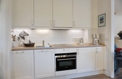 Sylt-Ost Apartment | Großzügige Parterrewohnung in 2. Reihe zum Wattenmeer und Ruhig Gelegen