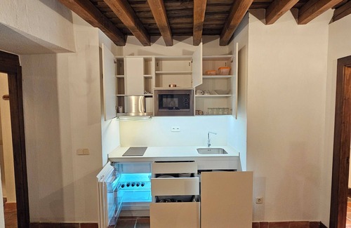Pedraza Apartment | Ground Floor. House, apartment of 100 m. in the center of Pedraza, without stairs