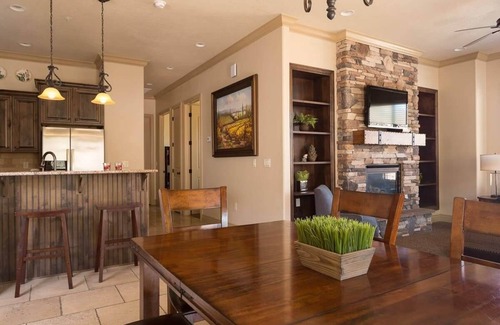St. George House | Ground Floor Kestrel Suite | 3-Bed, Large Patio, Pool Access"