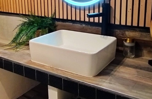 Olivese Apartment | Ground floor/private jacuzzi/flower patio