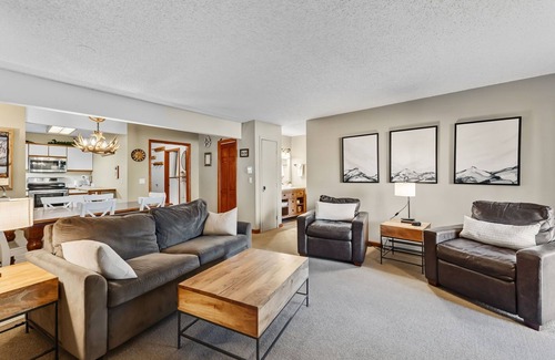 Mountain House Condo | Ground floor unit with less than 5 minutes walk to the lifts - great location!