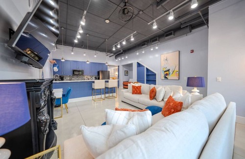Madison Apartment | Ground Floor/Waterfront on The Rez in Madison!