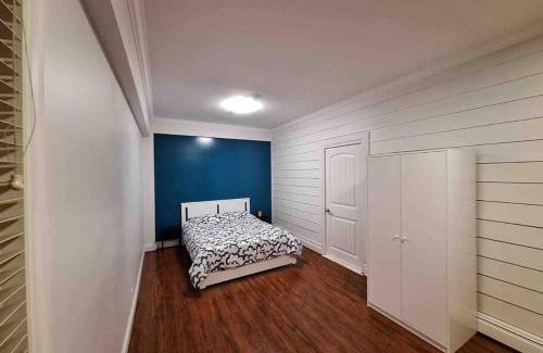 Guildford Apartment | Ground Lvl Entire Guest Suite w/Private Entrance