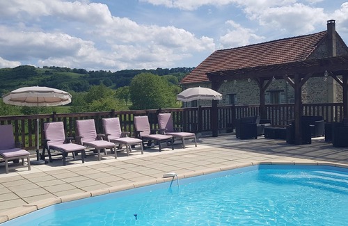 Janaillat Cottage | Group Accommodation - Sleeps up to 22 People, Private Heated Pool & Garden.