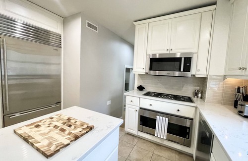 Old Town Apartment | GROUP LUX in Old Town/Gold Coast (+private roof)