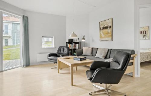 Gudhjem Apartment | Gudhjem Søpark Lejl 45