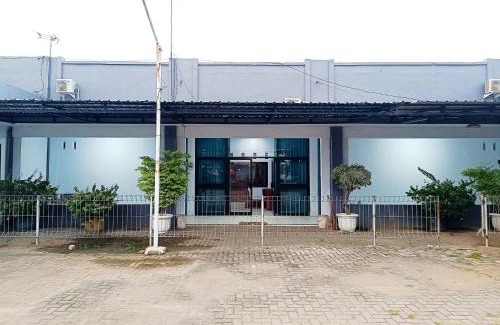 Pekalongan House | Guest House AA Syariah Pekalongan by Hello Room