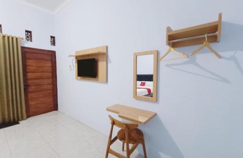 Pekalongan House | Guest House AA Syariah Pekalongan by Hello Room