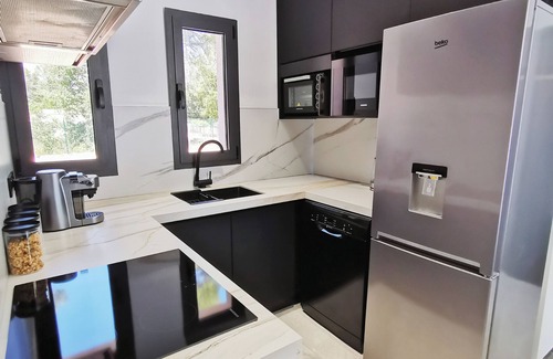 Saint-Paul-en-Foret Bed & Breakfast | Guest house-La Brise Provençale