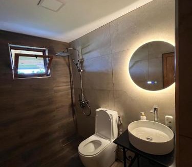 Gjirokaster House | Guest house Loloçi