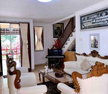 Sentul City Villa | Guest House Sakura F3