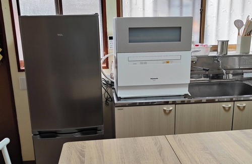 Choshi House | Guest House Sea and Cat - Fishing and surfing guests welcome!