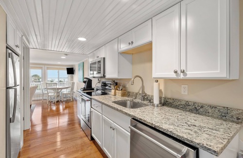 Salisbury Hotel | Guest House Suites