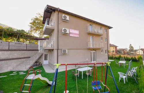 Sapareva Banya House | Guest house Tedi