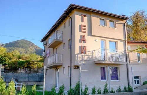 Sapareva Banya House | Guest house Tedi