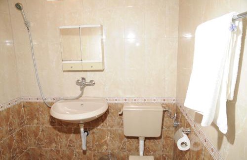 Obzor House | Guest Rooms Grudovi