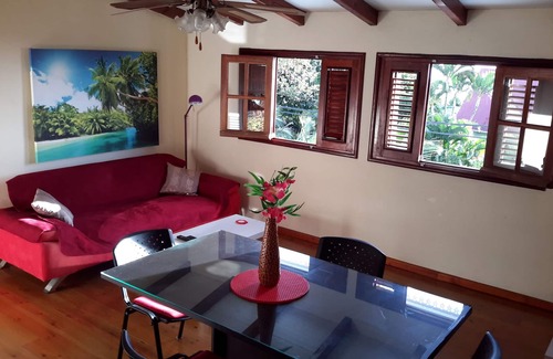 Saint-Claude House | GUEST ROOMS IN COMFORTABLE VILLA, SUPERB SEA/MOUNTAIN VIEW