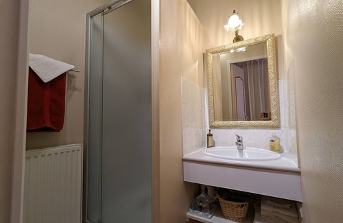 Tavers Bed & Breakfast | Guest rooms with pool and parking near Sologne