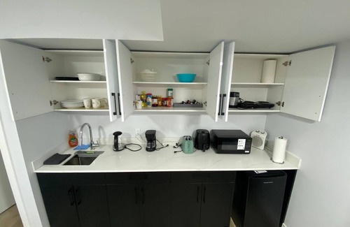 Winnipeg House | Guest Suite