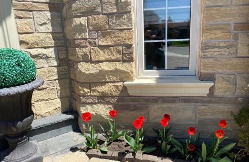 Bathurst Manor Apartment | Guest Suite in Toronto by Ravine