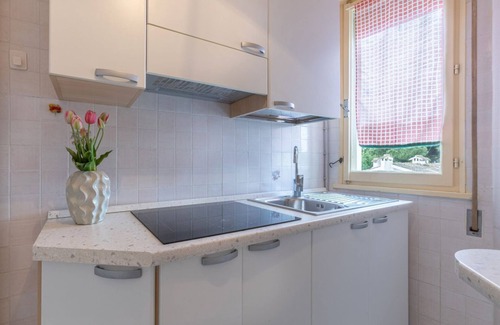 Lido di Pomposa Apartment | GuestHost - Lido Beach Escape with Balcony x5!