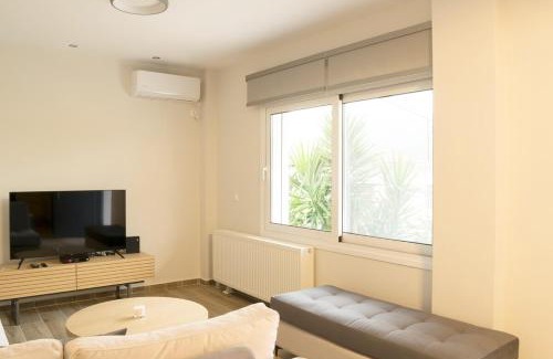Aigialeia Apartment | Guesthouse Charitou