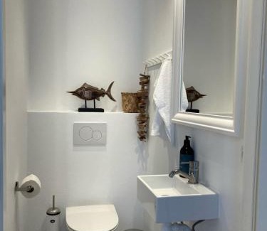 Vestero Havn Bed & Breakfast | GuestHouse Læsø