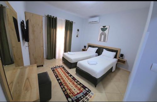 Gjirokaster House | Guesthouse Mecani