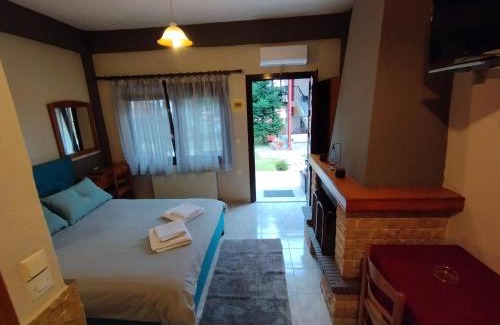 Almopia House | Guesthouse Mythos