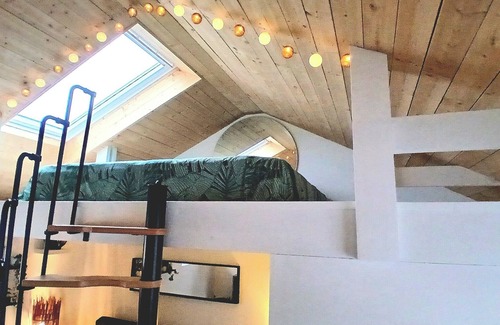 Vallsjobol Cabin | Guesthouse with loft at lake Skagern, Spa & Yoga