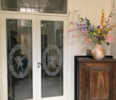 Centrum Bed & Breakfast | GuesthouseOne